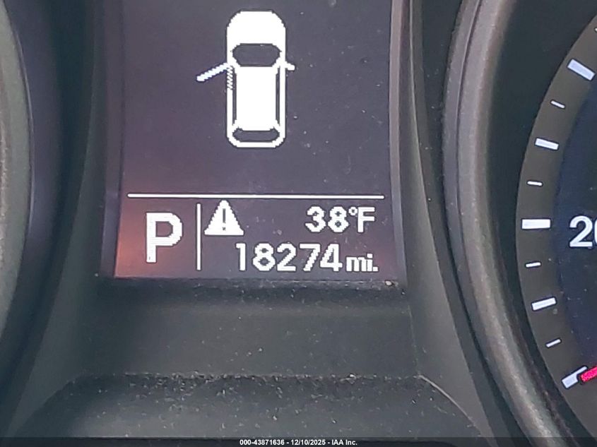 2015 Hyundai Santa Fe Sport 2.4L VIN: 5XYZUDLB0FG292929 Lot: 43871636