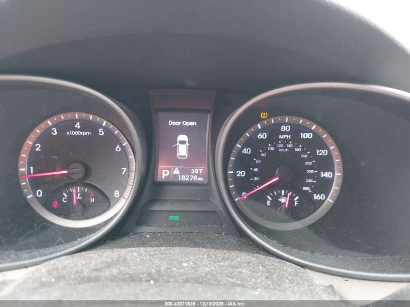 2015 Hyundai Santa Fe Sport 2.4L VIN: 5XYZUDLB0FG292929 Lot: 43871636