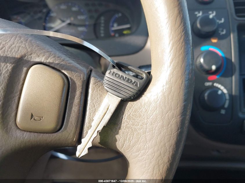 2000 Honda Civic Value Package VIN: 2HGEJ6613YH591150 Lot: 43871647