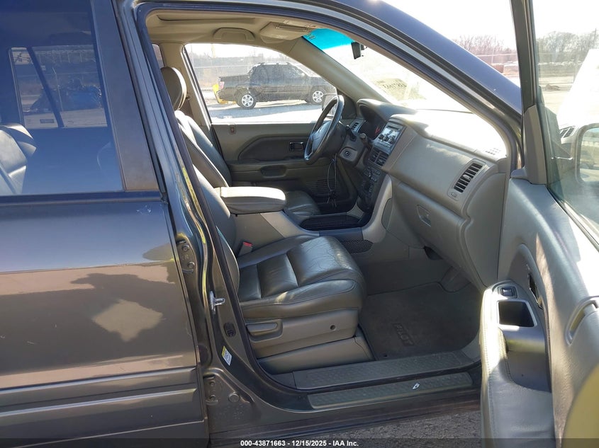 2HKYF18576H519856 2006 HONDA PILOT photo no. 5