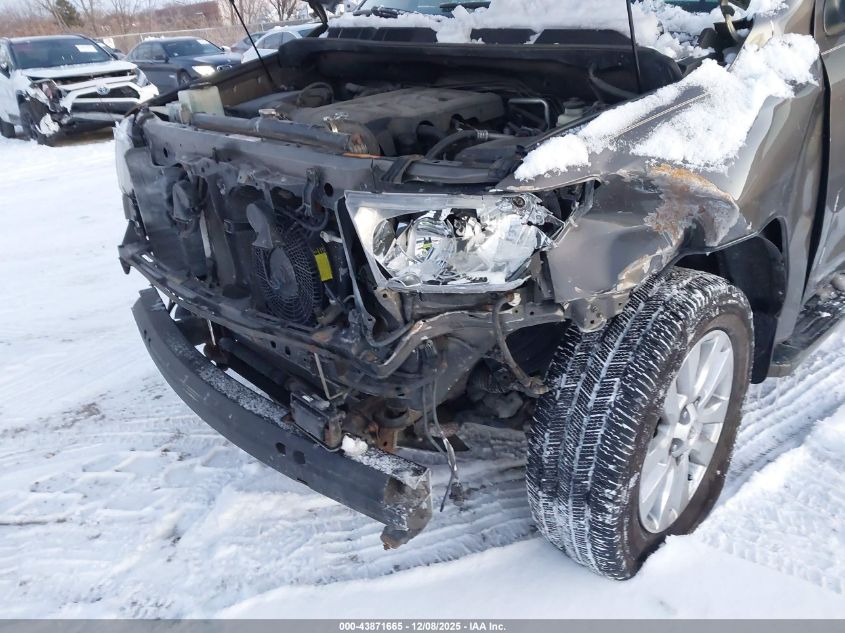 2011 Toyota Sequoia Platinum 5.7L V8 VIN: 5TDDY5G13BS044838 Lot: 43871665