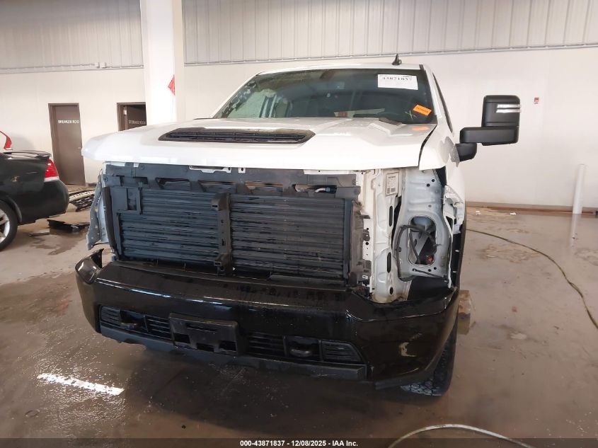2022 Chevrolet Silverado 2500Hd 4Wd Standard Bed Custom VIN: 1GC5YME73NF272901 Lot: 43871837