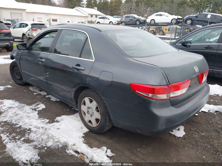 1HGCM56425A121124 2005 HONDA ACCORD photo no. 3
