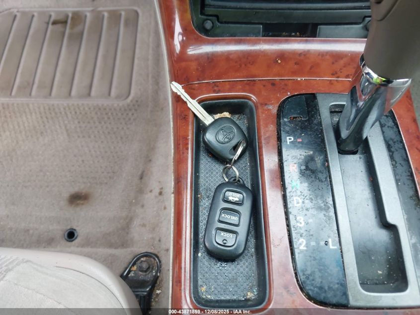 2005 Toyota Camry Xle VIN: 4T1BE30K65U057845 Lot: 43871859