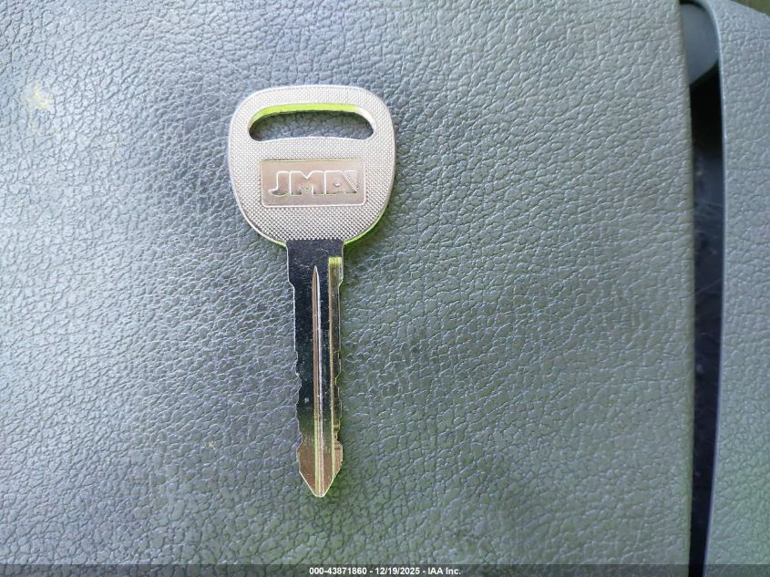 2001 Chevrolet Tahoe Lt VIN: 1GNEC13T11R176181 Lot: 43871860