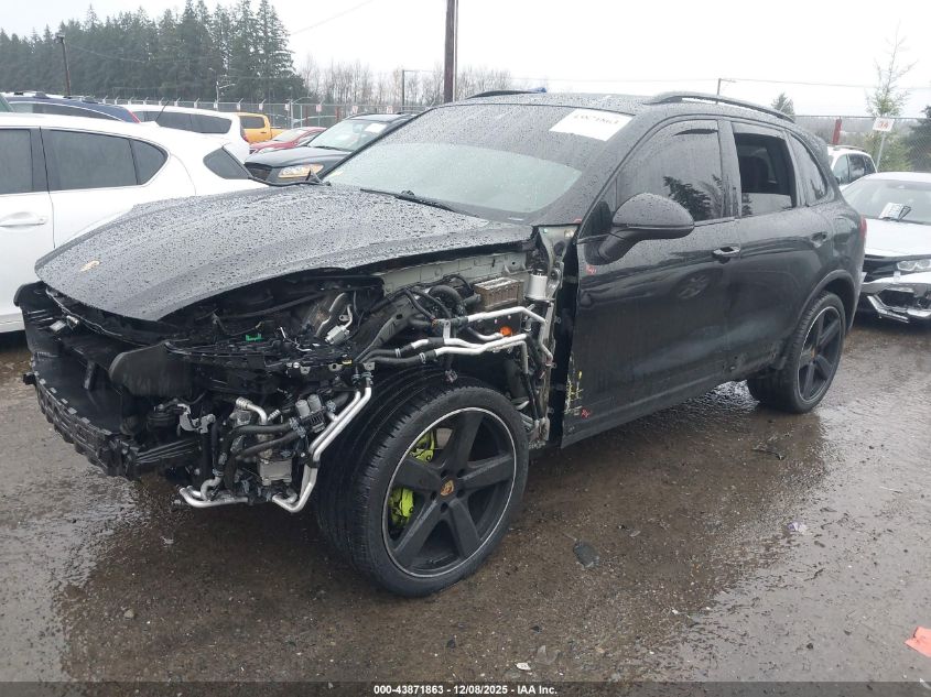 WP1AE2A23HLA74670 2017 PORSCHE CAYENNE photo no. 2