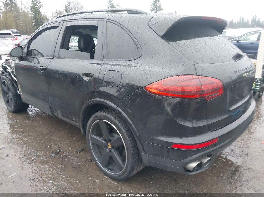 WP1AE2A23HLA74670 2017 PORSCHE CAYENNE photo no. 3