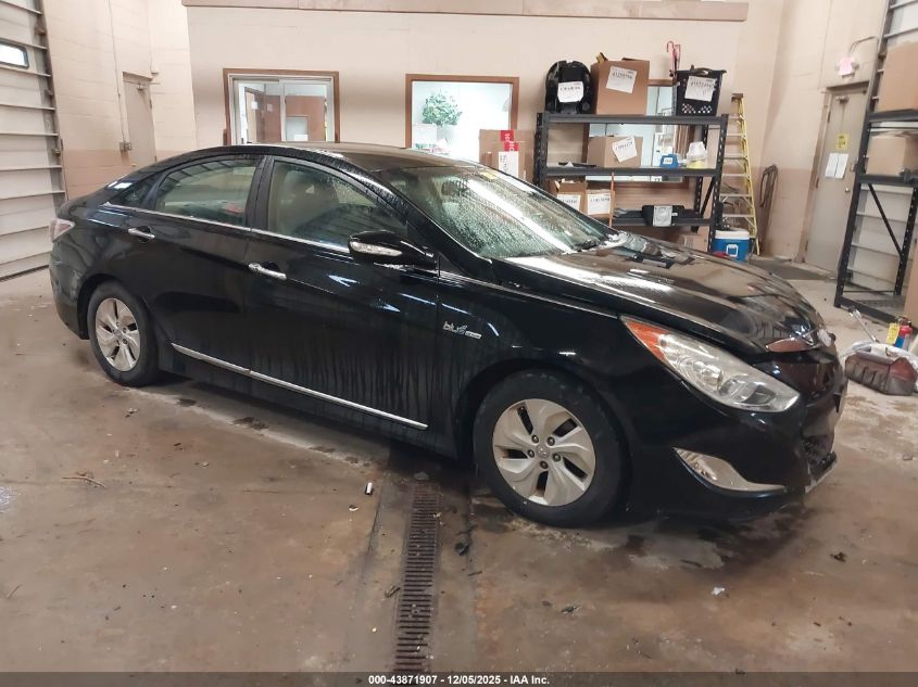 HYUNDAI SONATA HYBRID