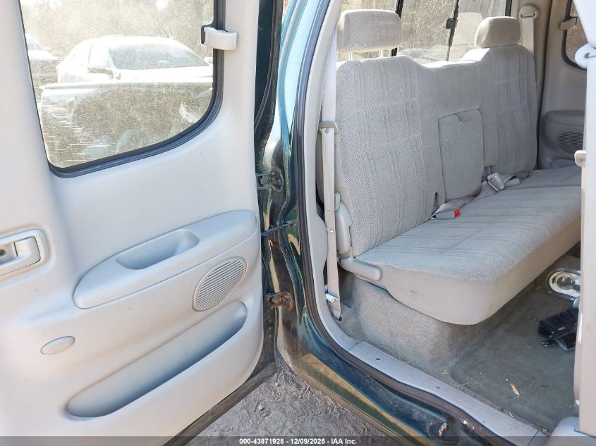 2002 Toyota Tundra Sr5 V8 VIN: 5TBBT44152S269761 Lot: 43871928