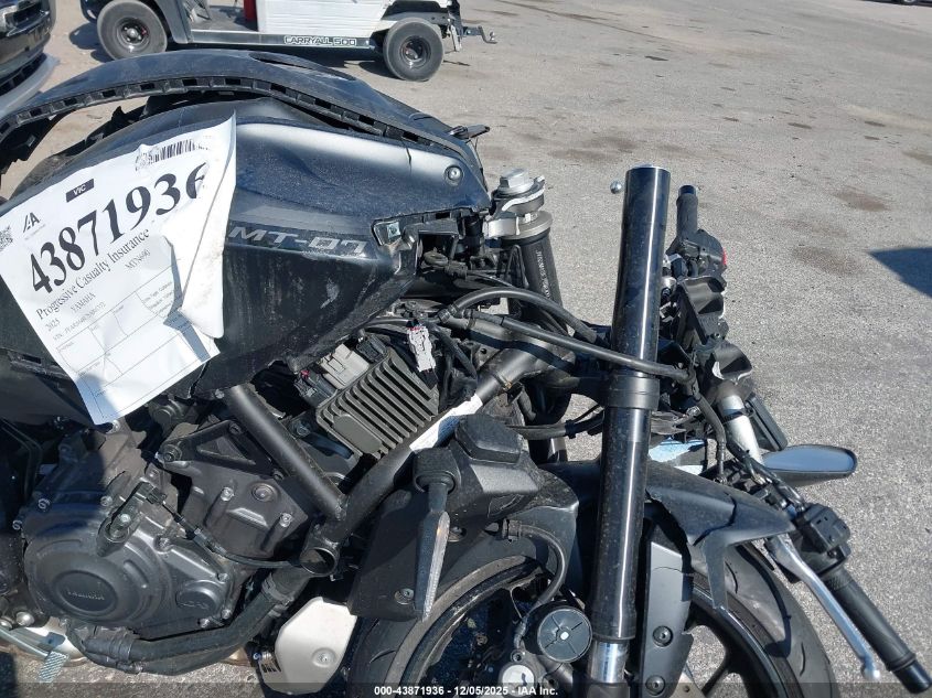 2025 Yamaha Mtn690 VIN: JYARM48E7SA001352 Lot: 43871936