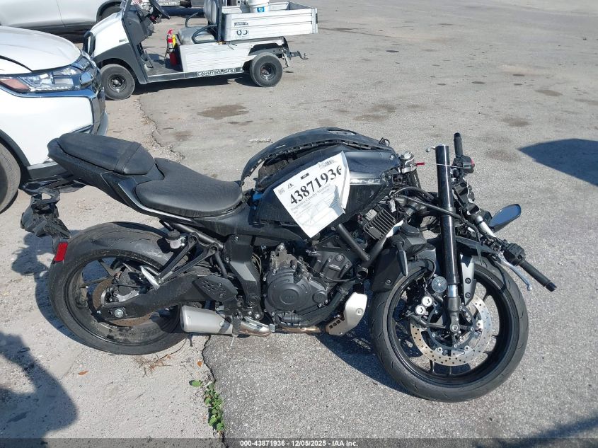 2025 Yamaha Mtn690 VIN: JYARM48E7SA001352 Lot: 43871936