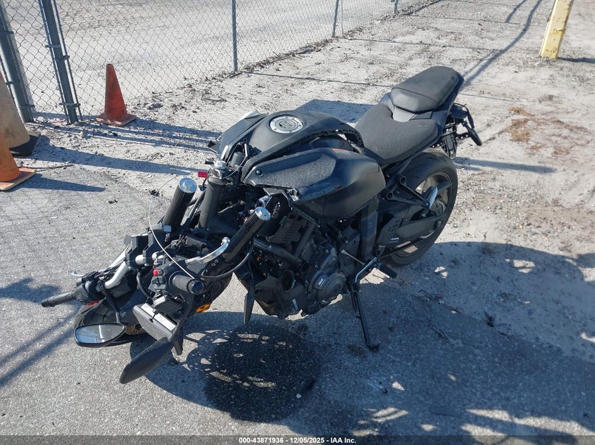 VIN JYARM48E7SA001352 2025 YAMAHA MTN690