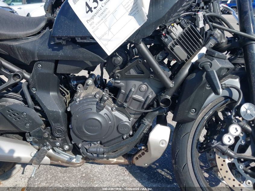 2025 Yamaha Mtn690 VIN: JYARM48E7SA001352 Lot: 43871936