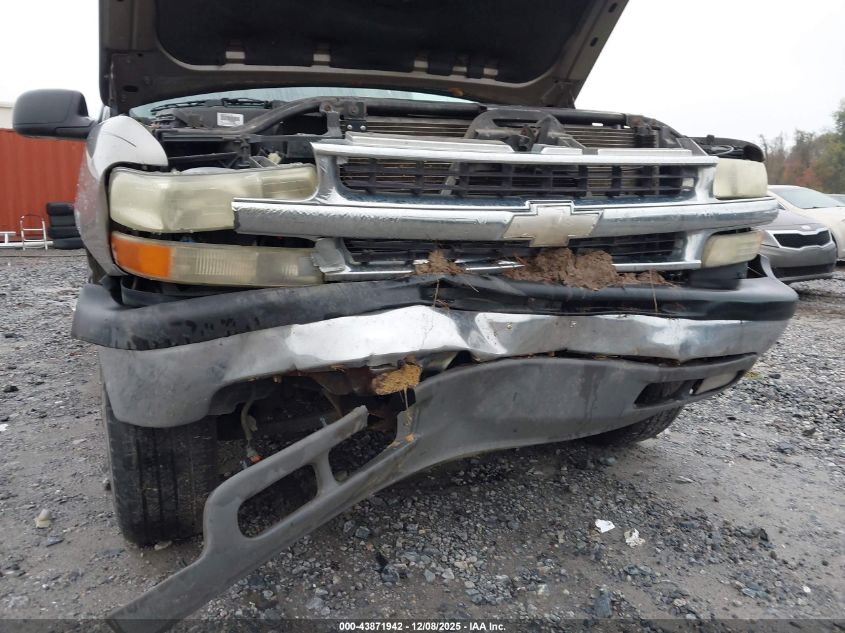 2003 Chevrolet Tahoe Ls VIN: 1GNEC13VX3R125685 Lot: 43871942