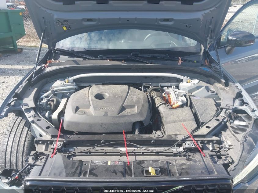 2022 Volvo Xc60 Recharge Plug-In Hybrid T8 Polestar Engineered VIN: YV4BK0DP7N1941339 Lot: 43871976