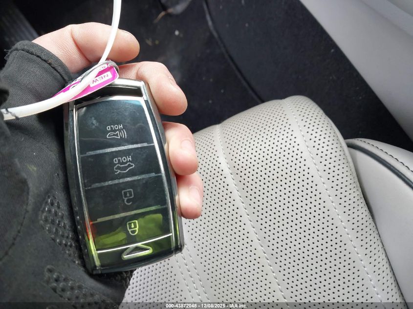 2019 Genesis G70 2.0T Advanced VIN: KMTG44LA8KU044212 Lot: 43872048