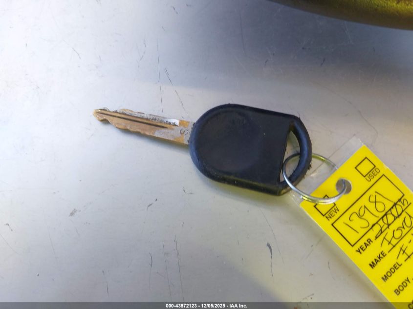 2005 Ford F-150 Stx/Xl/Xlt VIN: 1FTRX12W15NB18952 Lot: 43872123