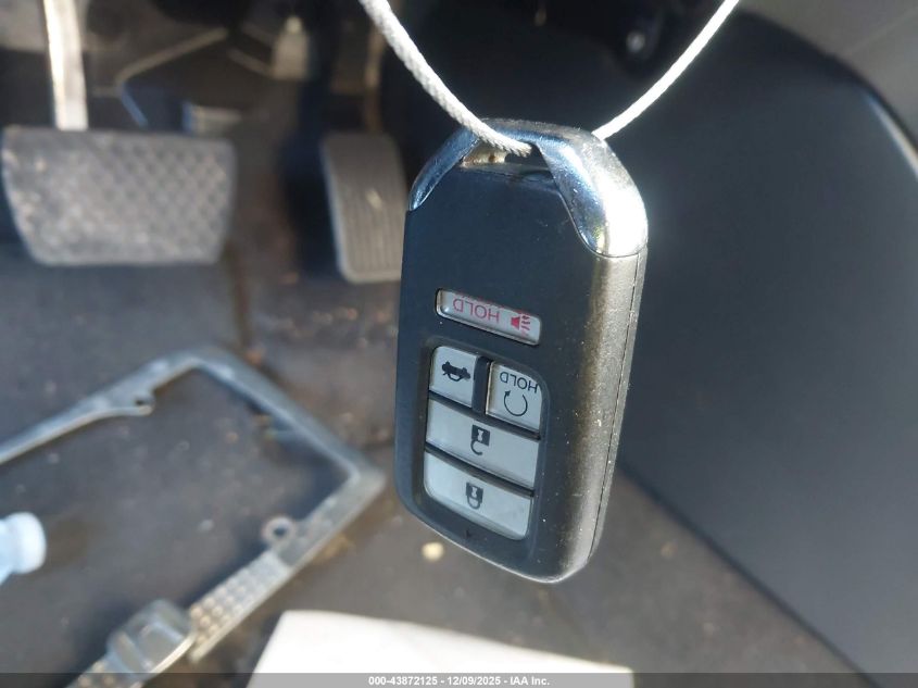 2017 Honda Accord Hybrid Ex-L VIN: JHMCR6F56HC028208 Lot: 43872125