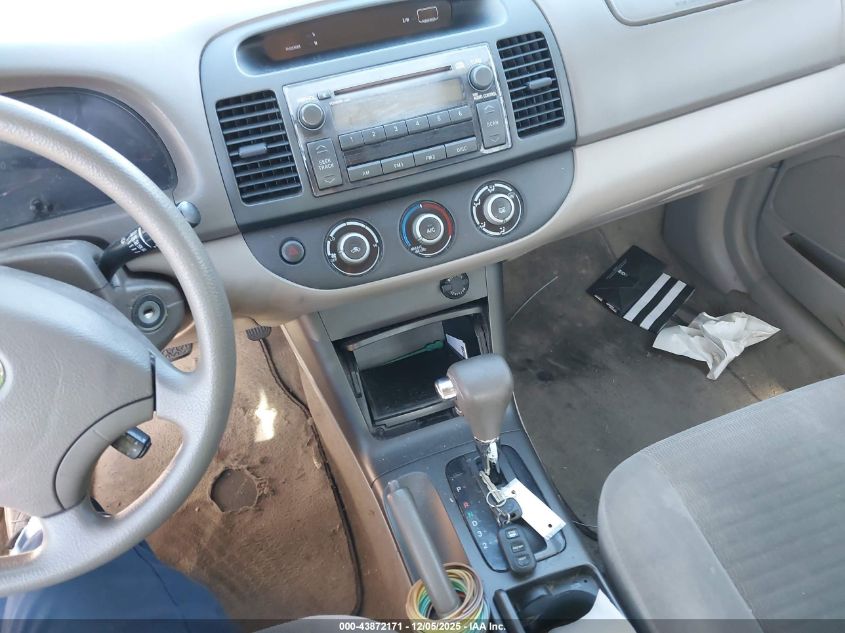 2005 Toyota Camry Le VIN: 4T1BE32K25U992177 Lot: 43872171