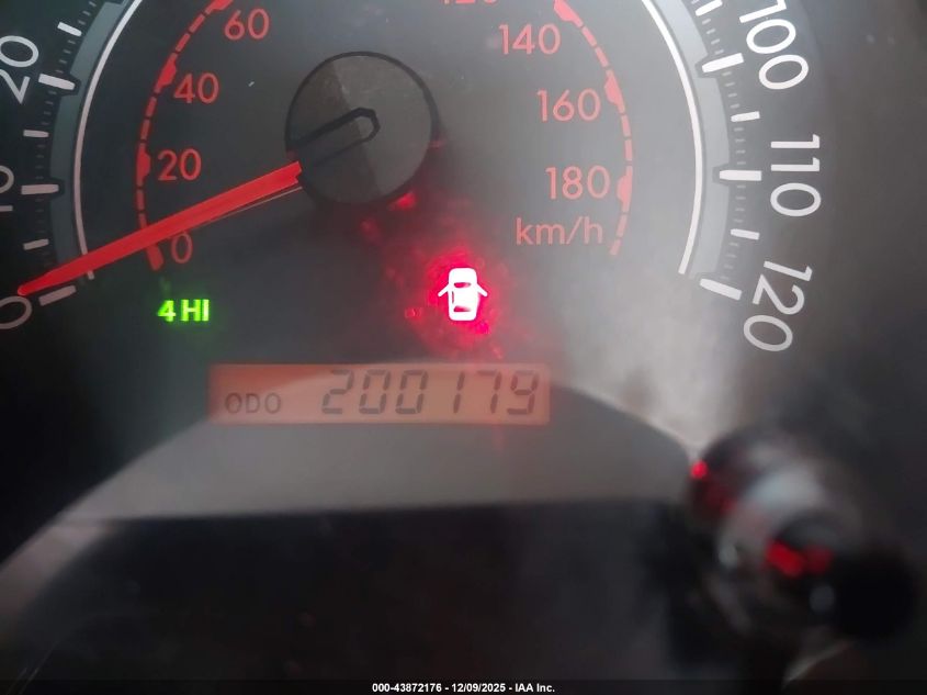 2010 Toyota Tundra Sr5 5.7L V8 VIN: 5TFDY5F17AX148629 Lot: 43872176