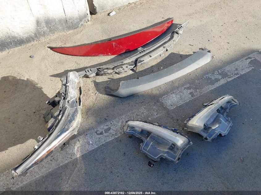 2018 Toyota Prius Prime Plus VIN: JTDKARFP5J3081740 Lot: 43872182