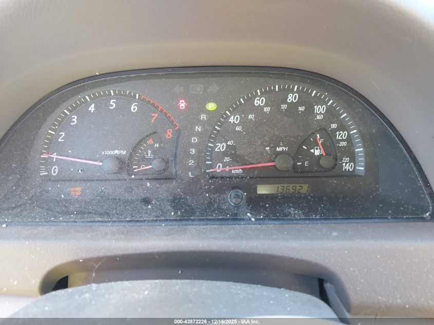 2002 Toyota Camry Le V6 VIN: 4T1BF32KX2U517580 Lot: 43872226