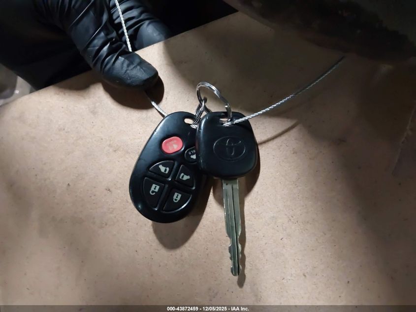 2007 Toyota Sienna Xle Limited VIN: 5TDZK22C47S027682 Lot: 43872459