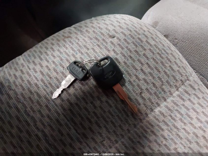 2000 Ford F-150 Lariat/Work Series/Xl/Xlt VIN: 2FTPX17Z1YCA91658 Lot: 43872461