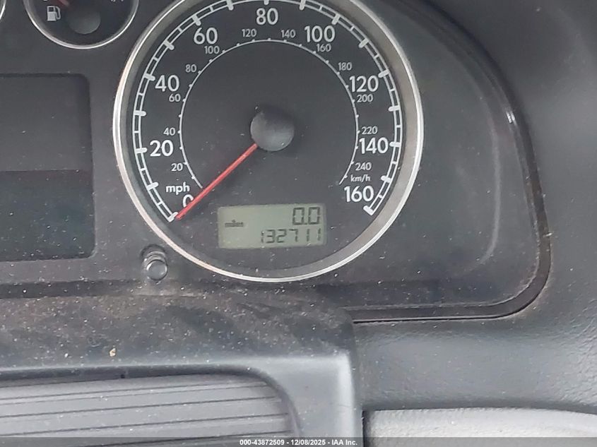 2004 Volkswagen Passat Gls VIN: WVWPD63B14P107476 Lot: 43872509