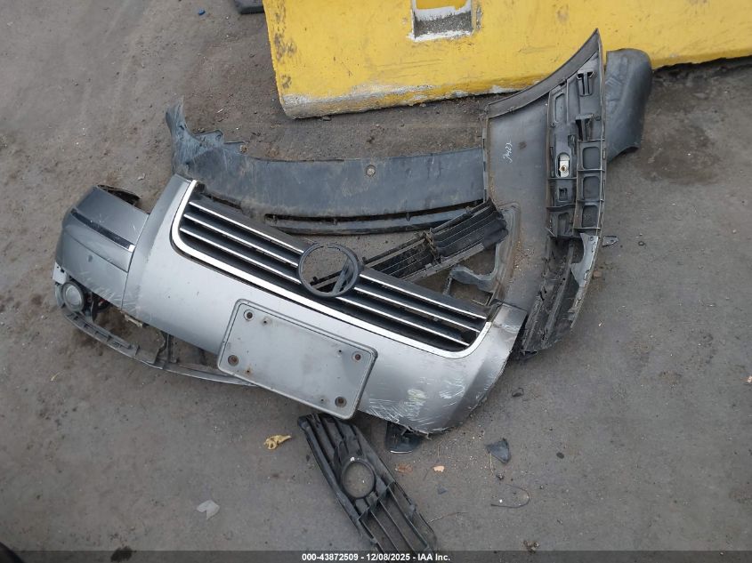 2004 Volkswagen Passat Gls VIN: WVWPD63B14P107476 Lot: 43872509