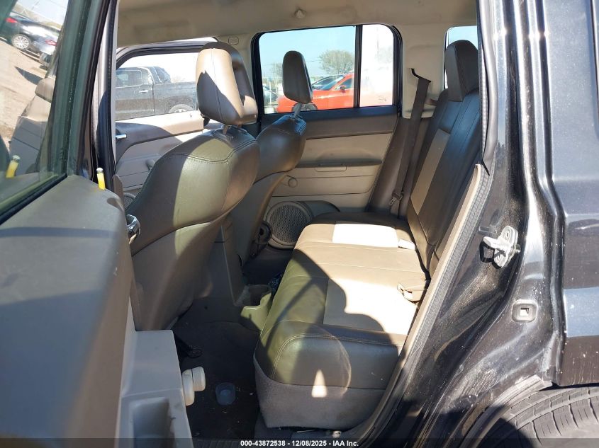 2008 Jeep Patriot Sport VIN: 1J8FT28058D714110 Lot: 43872538