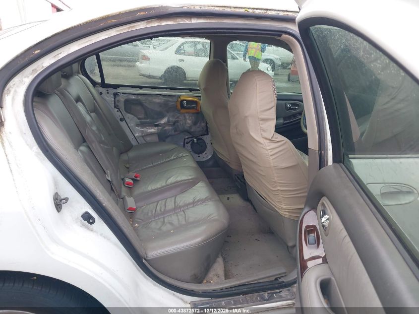 2000 Infiniti I30 Luxury/Touring VIN: JNKCA31A2YT105358 Lot: 43872572