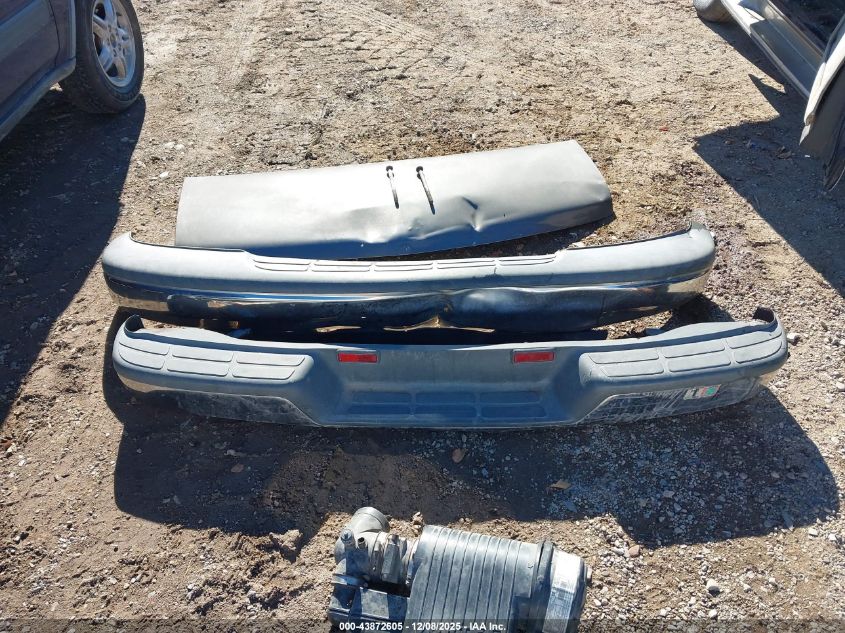 2002 GMC Savana Standard VIN: 1GDFG15M721148789 Lot: 43872605