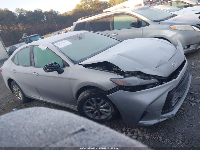2025 Toyota Camry Le VIN: 4T1DAACK0SU586689 Lot: 43872620