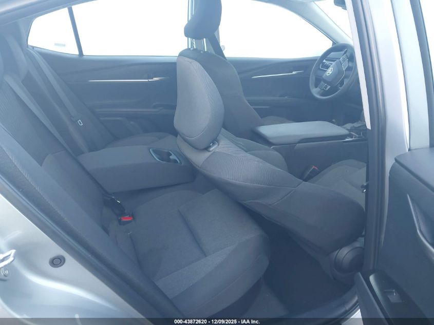 2025 Toyota Camry Le VIN: 4T1DAACK0SU586689 Lot: 43872620