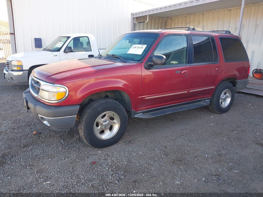 1FMZU73X1YZA35601 2000 FORD EXPLORER photo no. 2