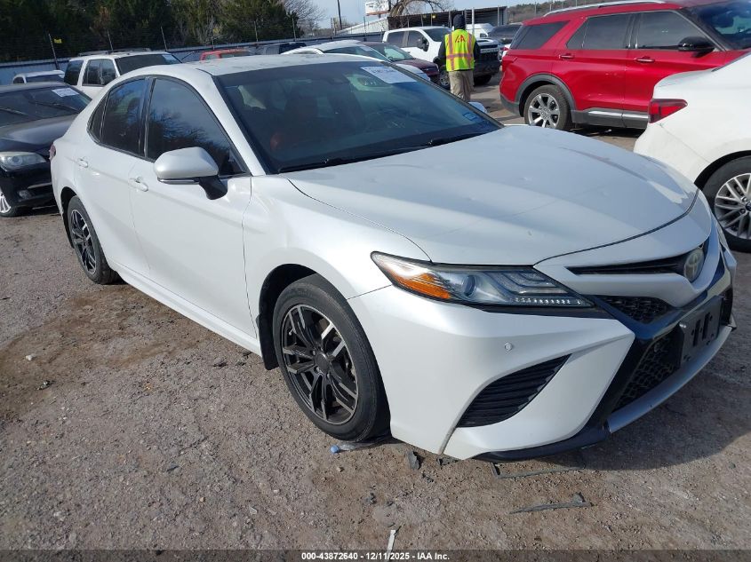 TOYOTA CAMRY XSE