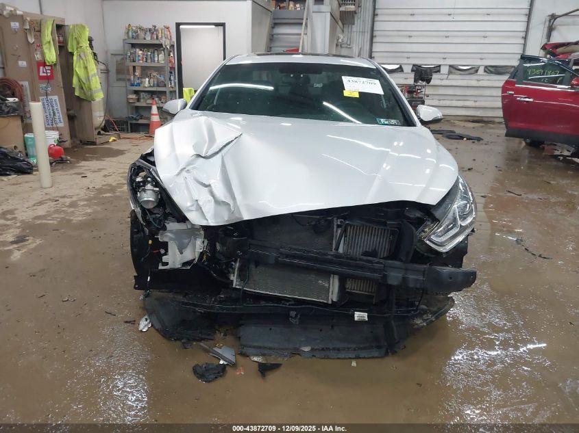 2018 Hyundai Sonata Sport 2.0T VIN: 5NPE34AB3JH679321 Lot: 43872709