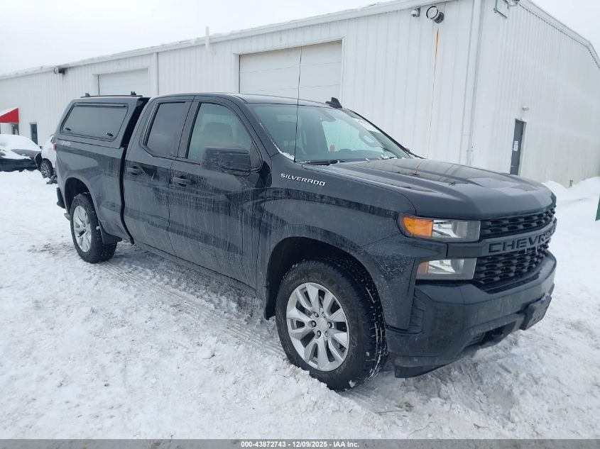 CHEVROLET SILVERADO 1500 4WD STANDARD BED CUSTOM