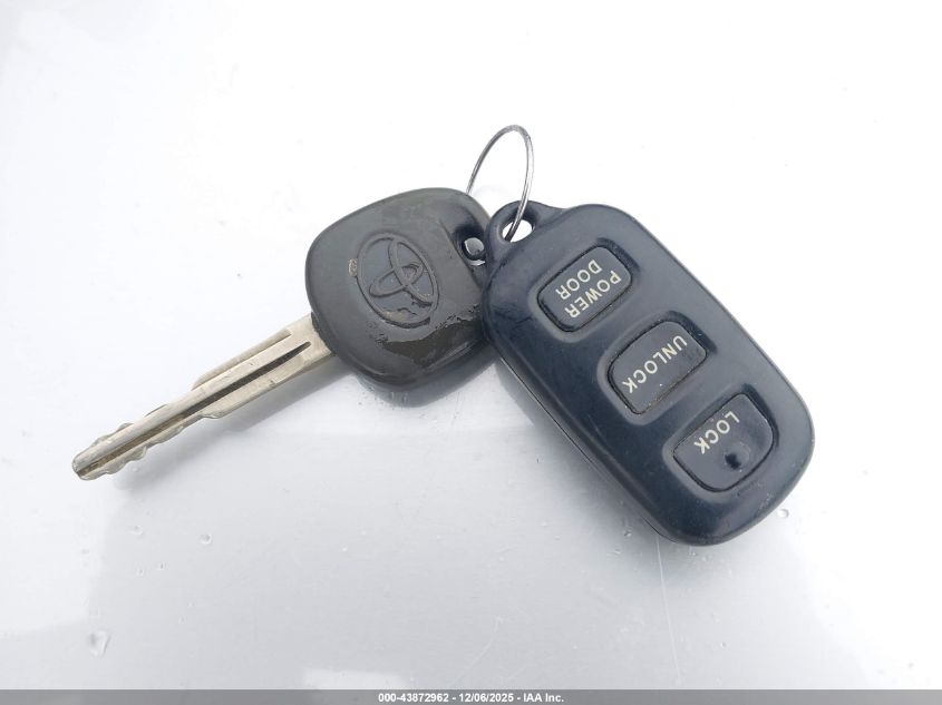 1999 Toyota Sienna Xle VIN: 4T3ZF13C2XU146472 Lot: 43872962