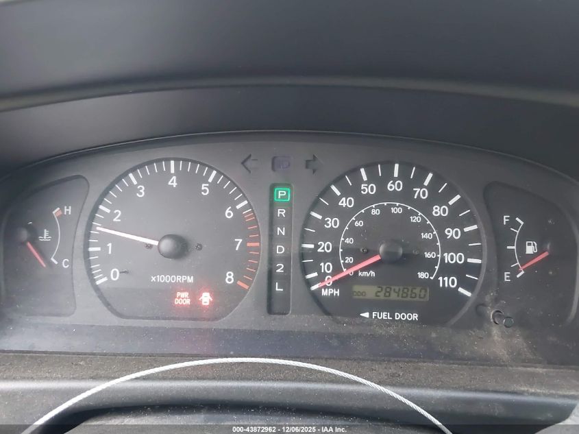 1999 Toyota Sienna Xle VIN: 4T3ZF13C2XU146472 Lot: 43872962