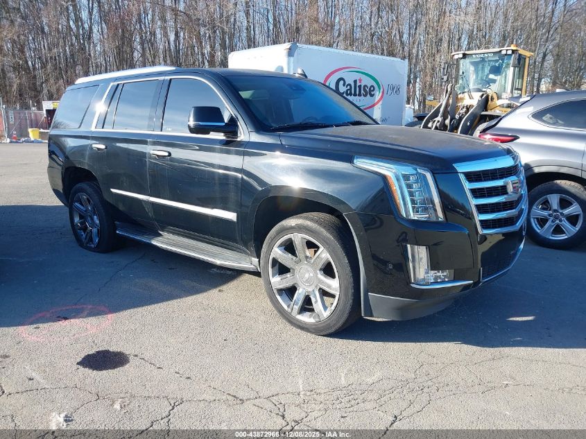 CADILLAC ESCALADE LUXURY