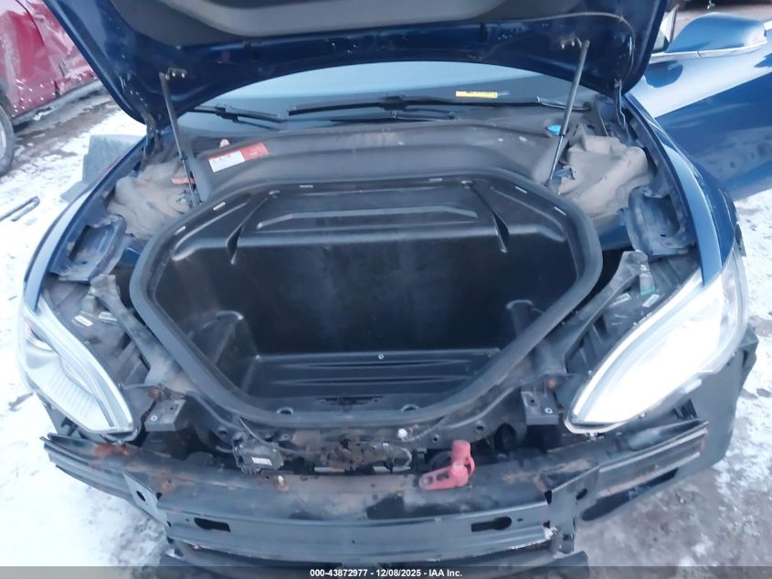 2015 Tesla Model S 70D/85D/P85D VIN: 5YJSA1E27FF100273 Lot: 43872977