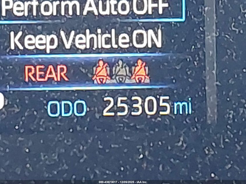 2025 Toyota Tundra - 5TFKB5DB2SX252578