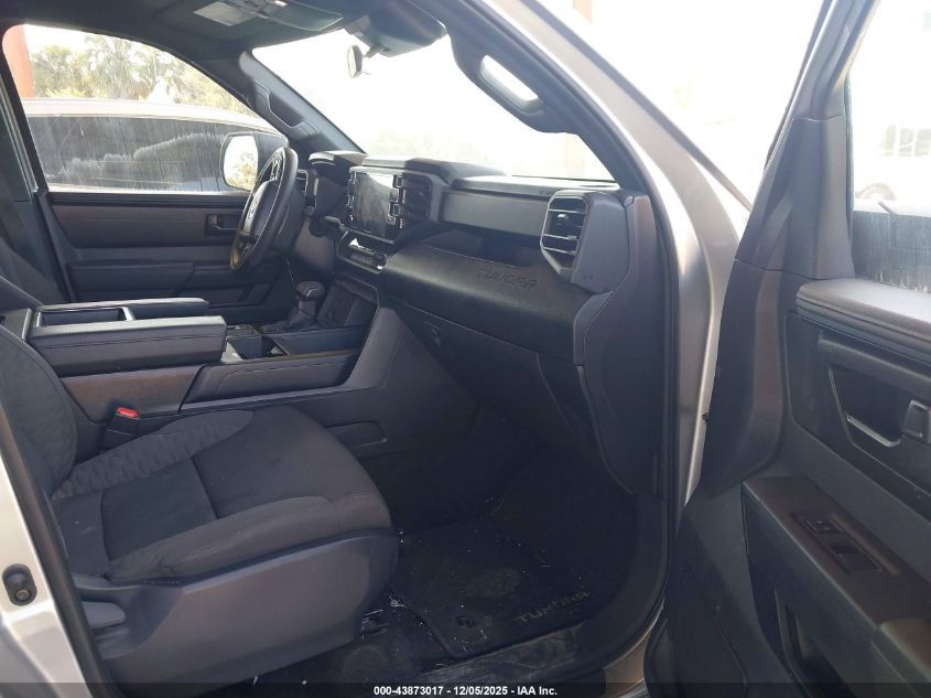 2025 Toyota Tundra - 5TFKB5DB2SX252578