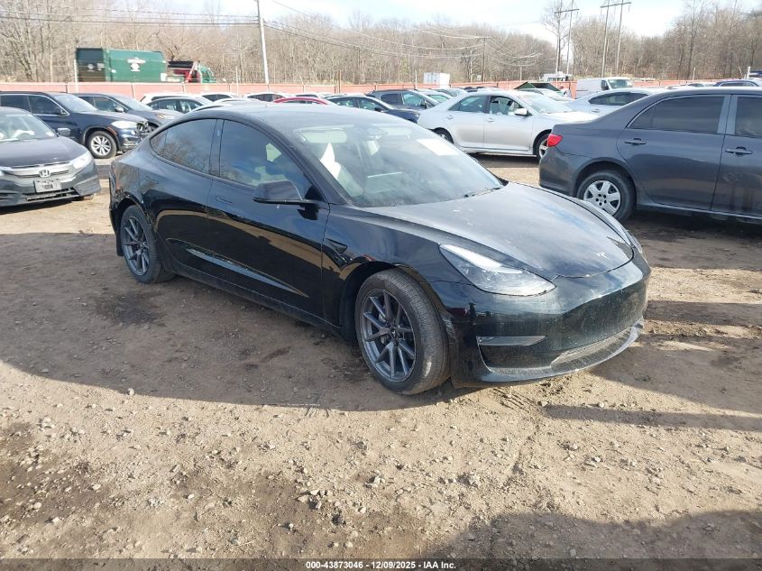 TESLA MODEL 3 REAR-WHEEL DRIVE