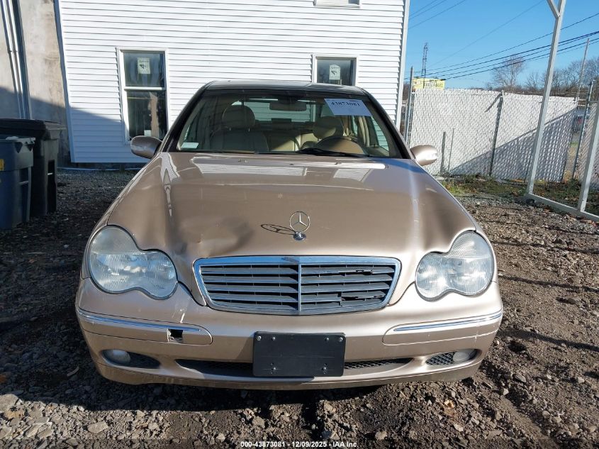 2002 Mercedes-Benz C 240 VIN: WDBRF61J42E005710 Lot: 43873081