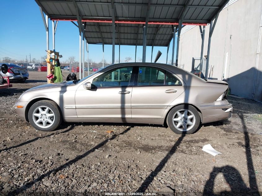 2002 Mercedes-Benz C 240 VIN: WDBRF61J42E005710 Lot: 43873081