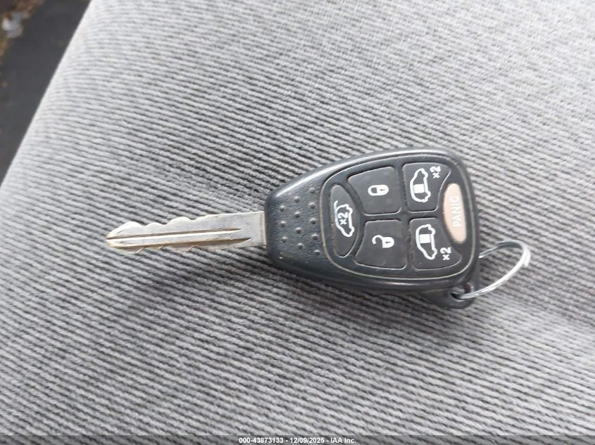 2005 Chrysler Town & Country Touring VIN: 2C4GP54L35R493407 Lot: 43873133