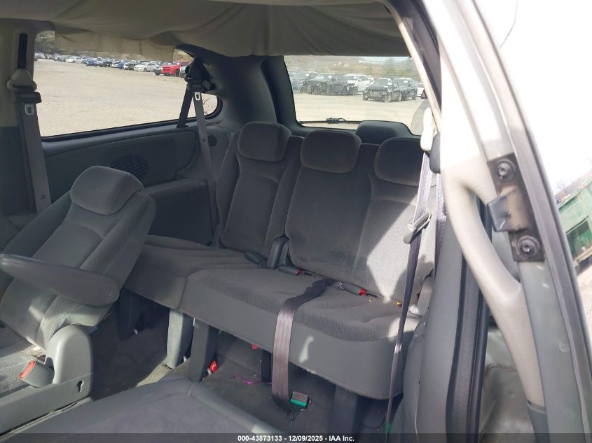 2005 Chrysler Town & Country Touring VIN: 2C4GP54L35R493407 Lot: 43873133